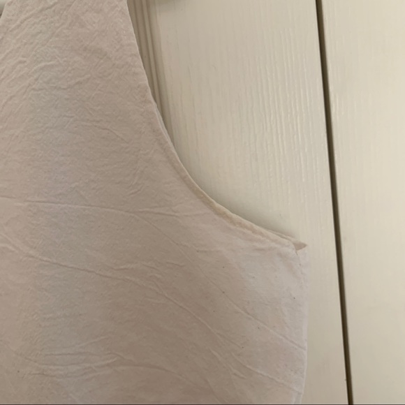 White Cream button crop - Picture 3 of 5